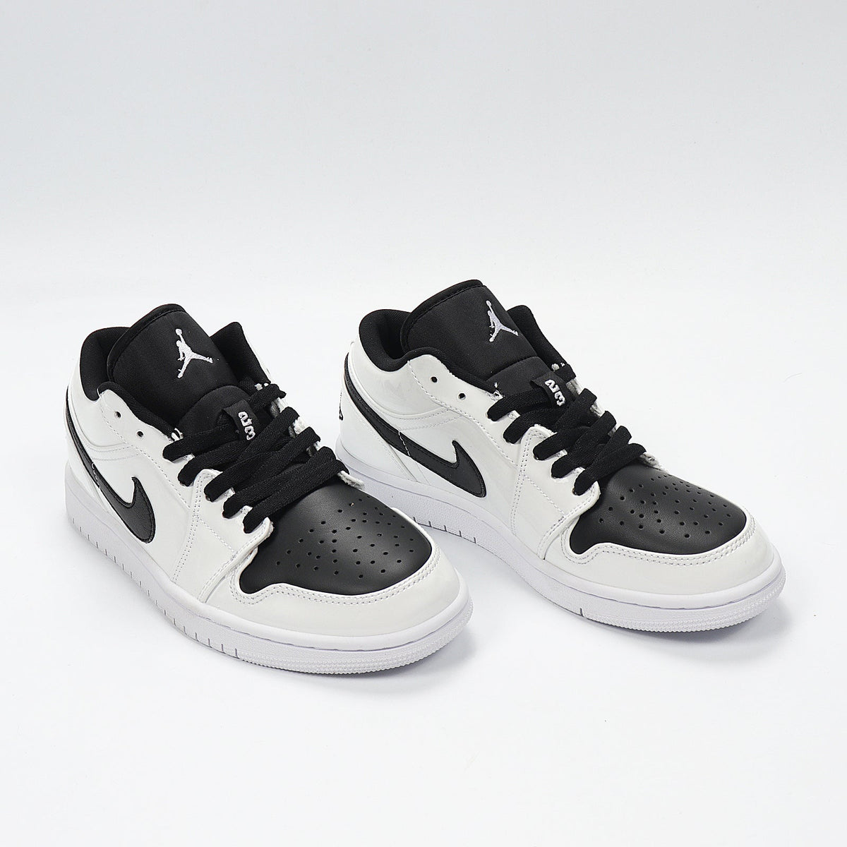 Jordan Air Jordan 1 Low Panda Black White Sneakers 553560-103
