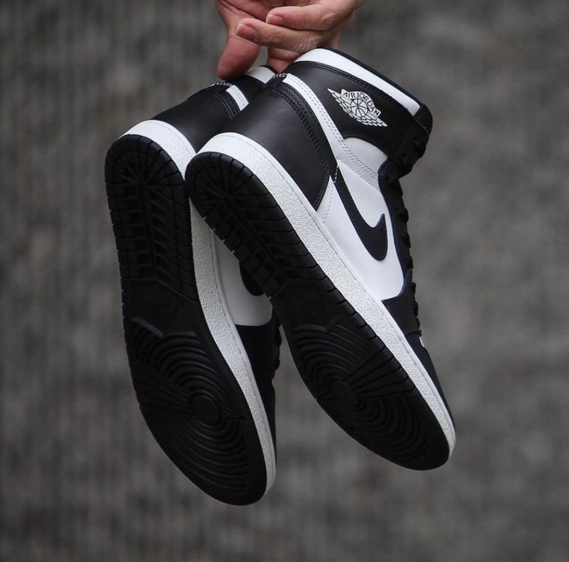 Air Jordan 1 High 85 Black White BQ4422-001 Sneakers