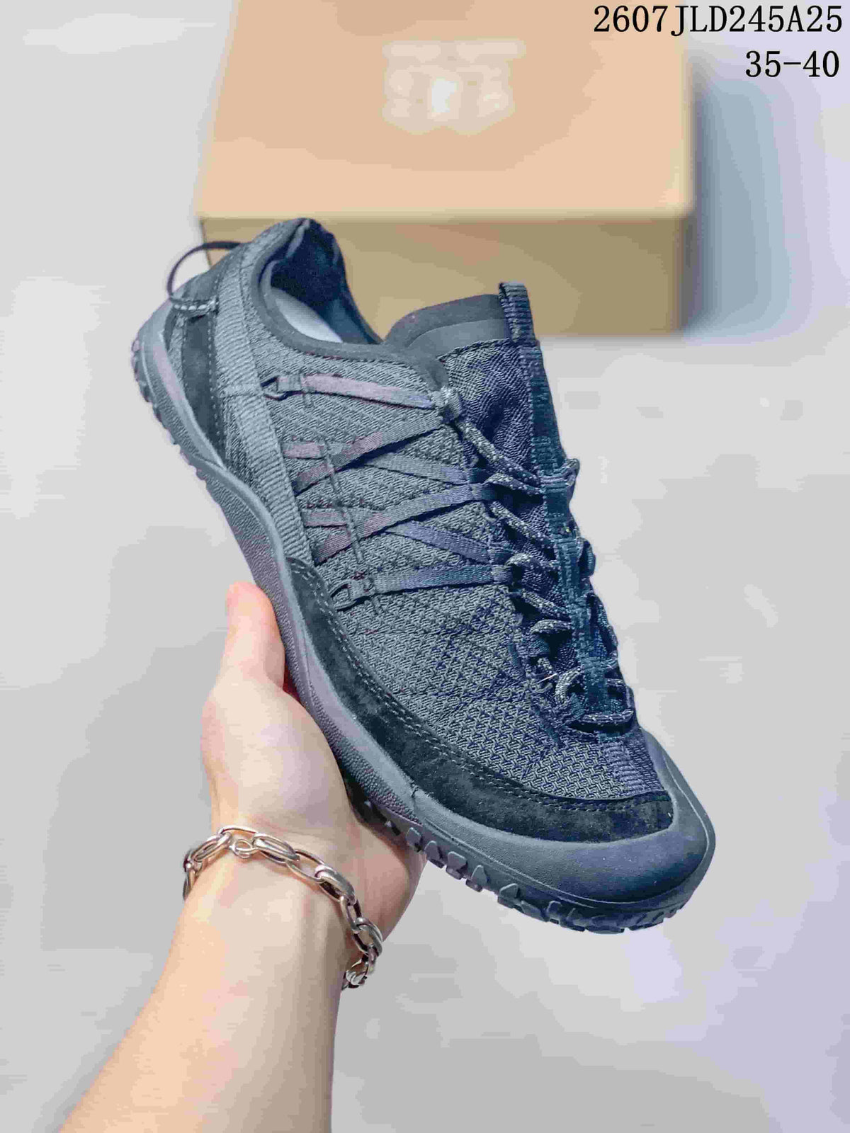 KOLON SPORT Roam Vary Women's Black Outdoor Sneakers LKFH6AT224-PK