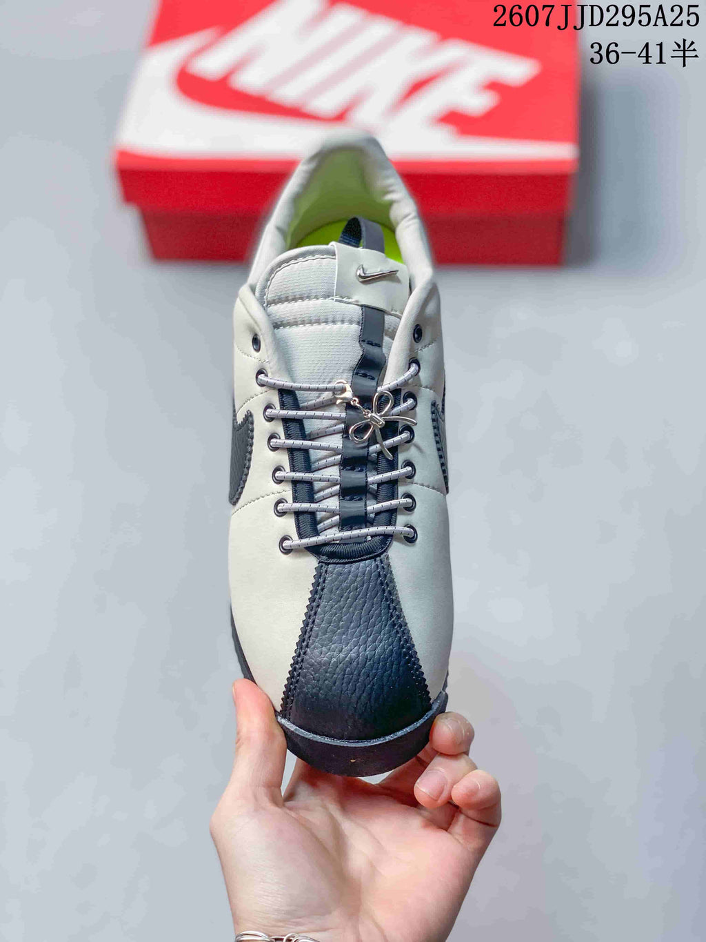 Nike Classic Cortez Sneakers White Navy IR1