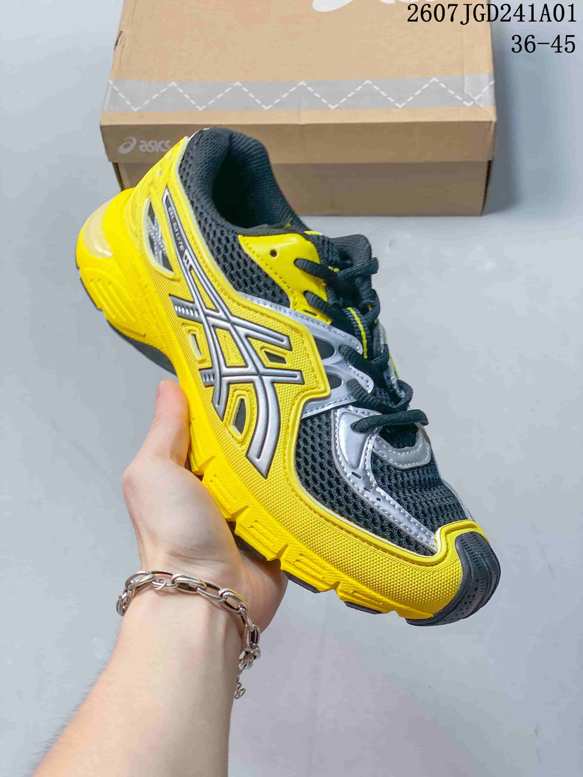 ASICS GEL-SD Lyte Sneakers in Yellow and Charcoal