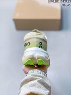 On Cloudmonster 3 Hyper Running Sneakers Cream Navy