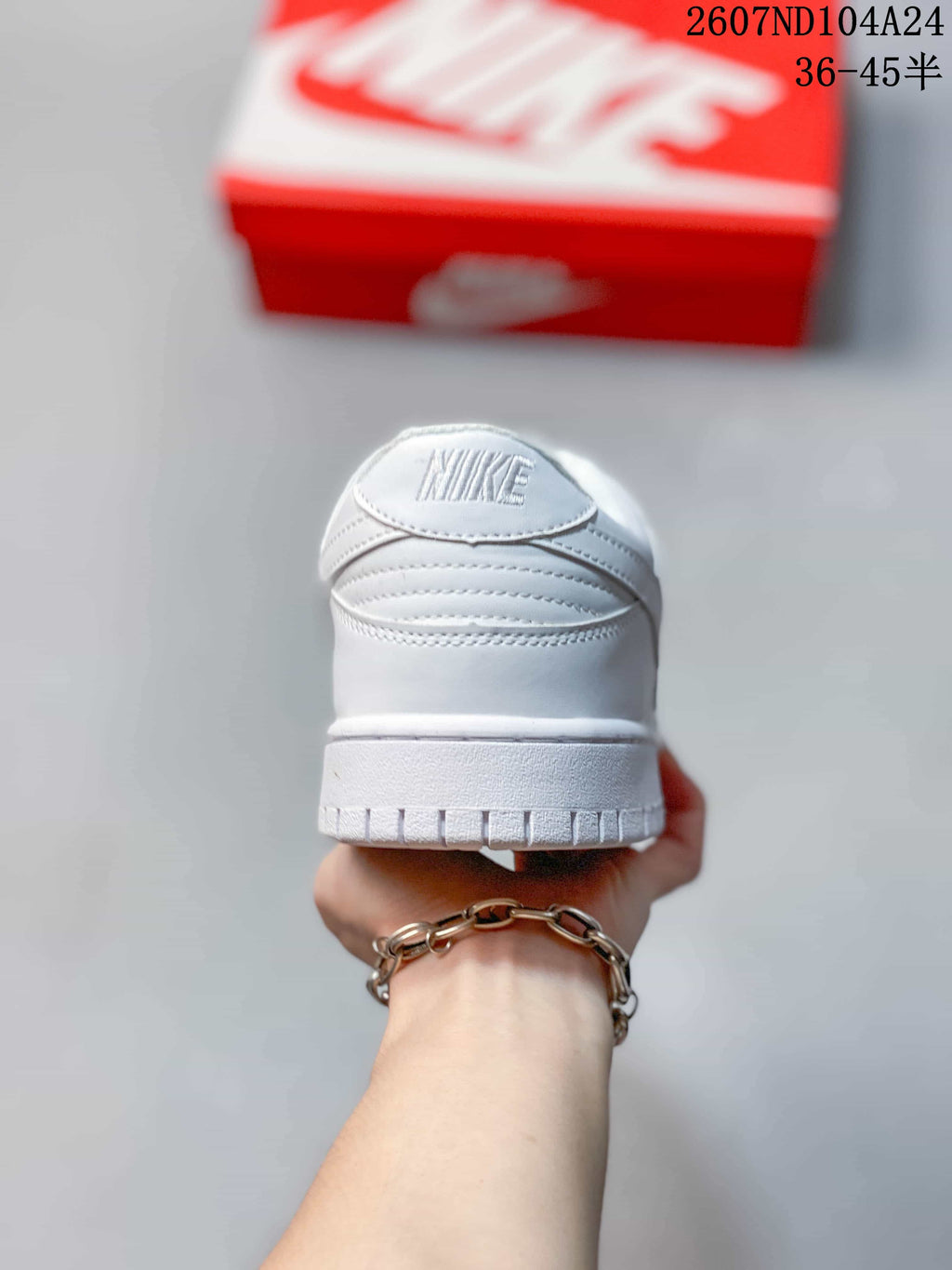 Nike SB Dunk Low Pro QS White Low-Top Sneakers