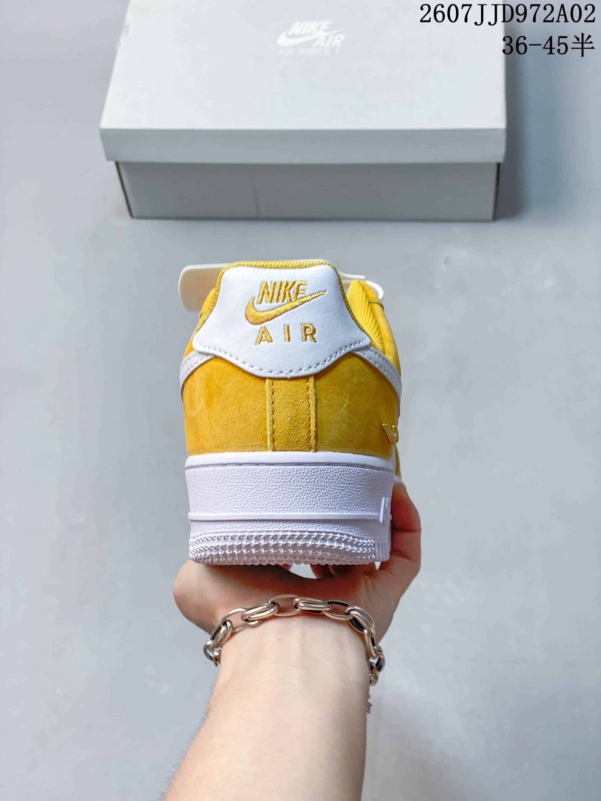 Nike Air Force 1 '07 Low Yellow and White Sneakers