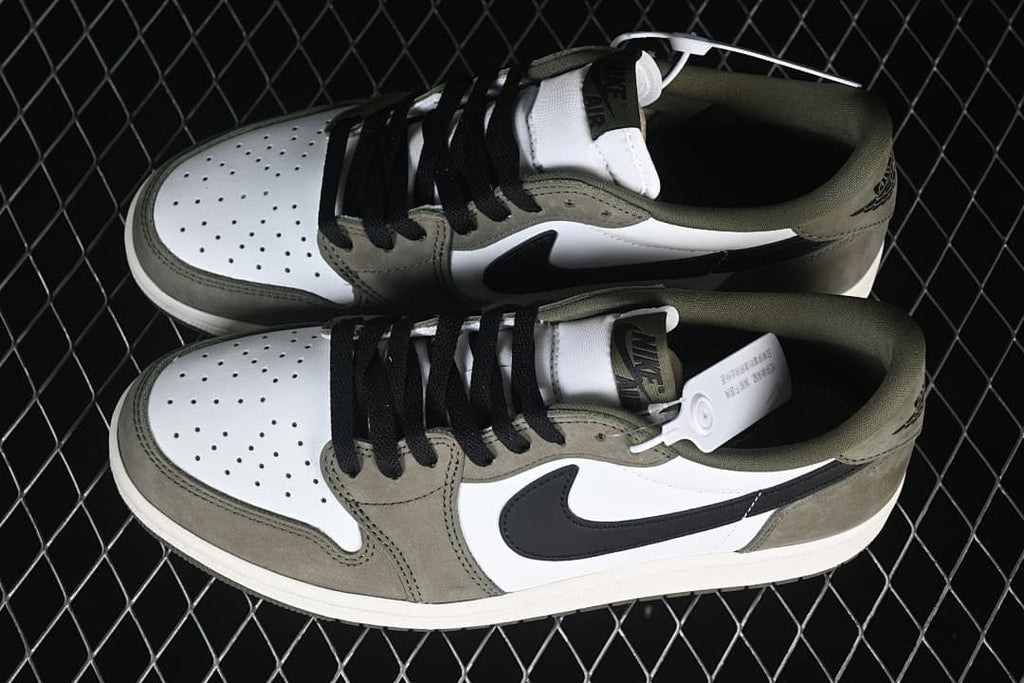 Travis Scott x Air Jordan 1 Low OG Olive White Sneakers HQ6998-200