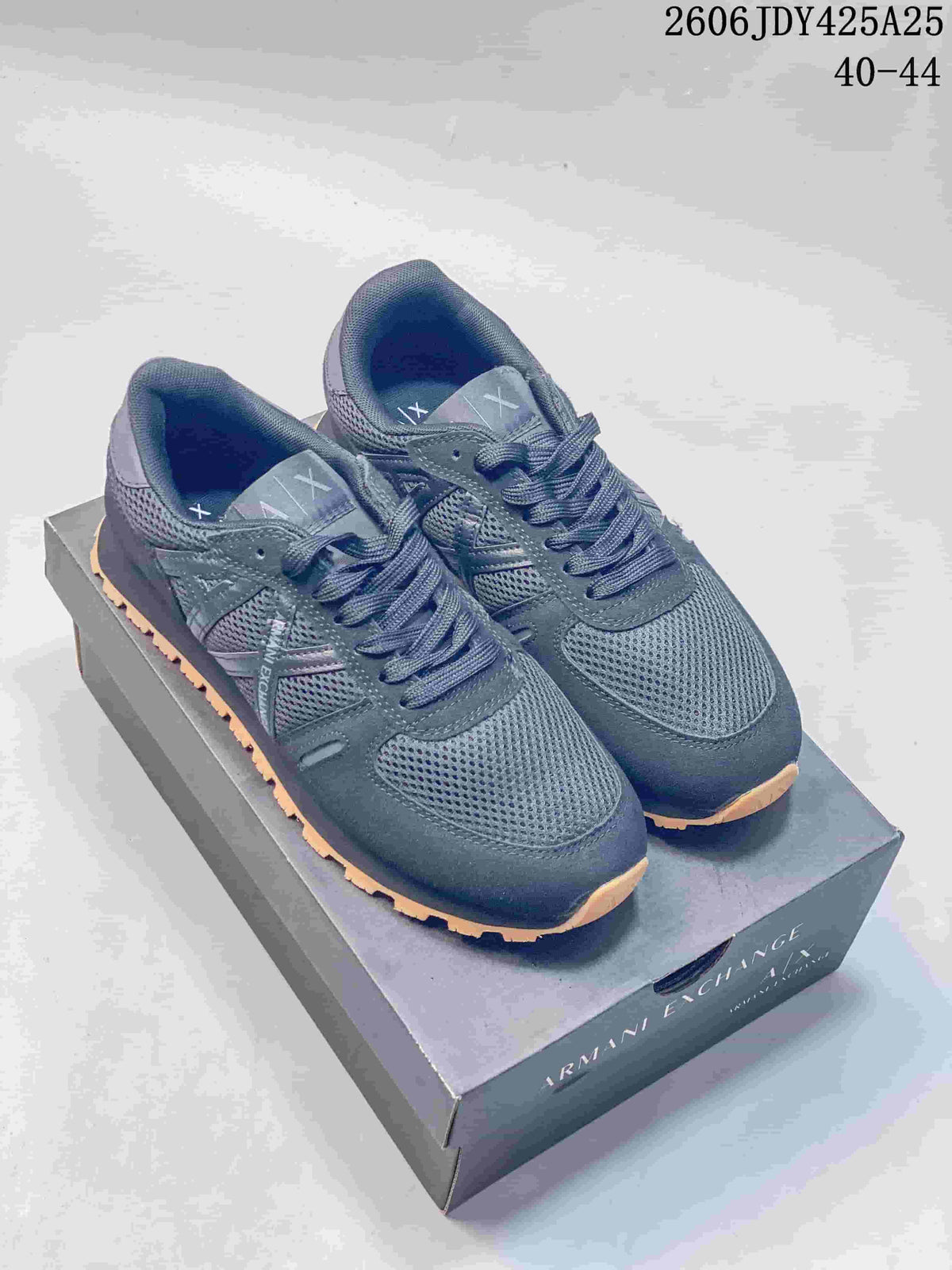 Armani Exchange AX Low-Top Sneakers Dark Gray XUX169