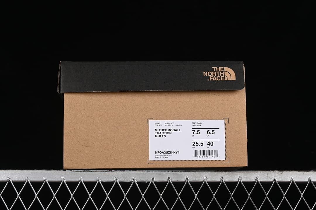 The North Face ThermoBall Traction Mule Black NFOA3UZN-KY4