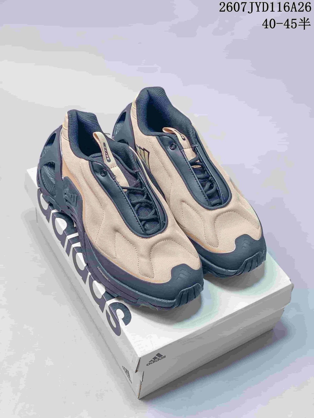 adidas OZWEEGO Wonder Runner Sneakers Beige Navy