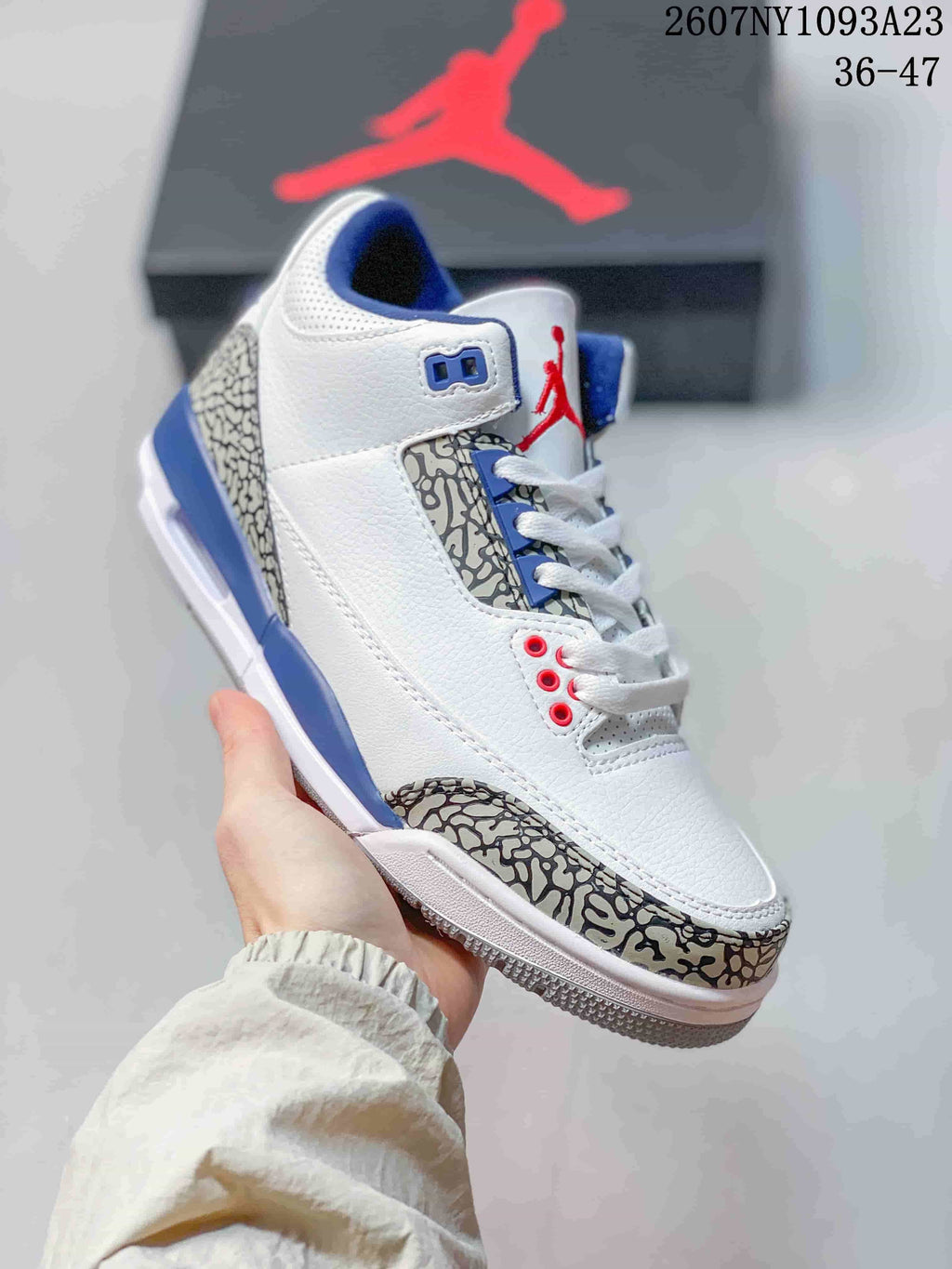 Jordan Air Jordan 3 Retro High-Top Sneakers White Blue Red