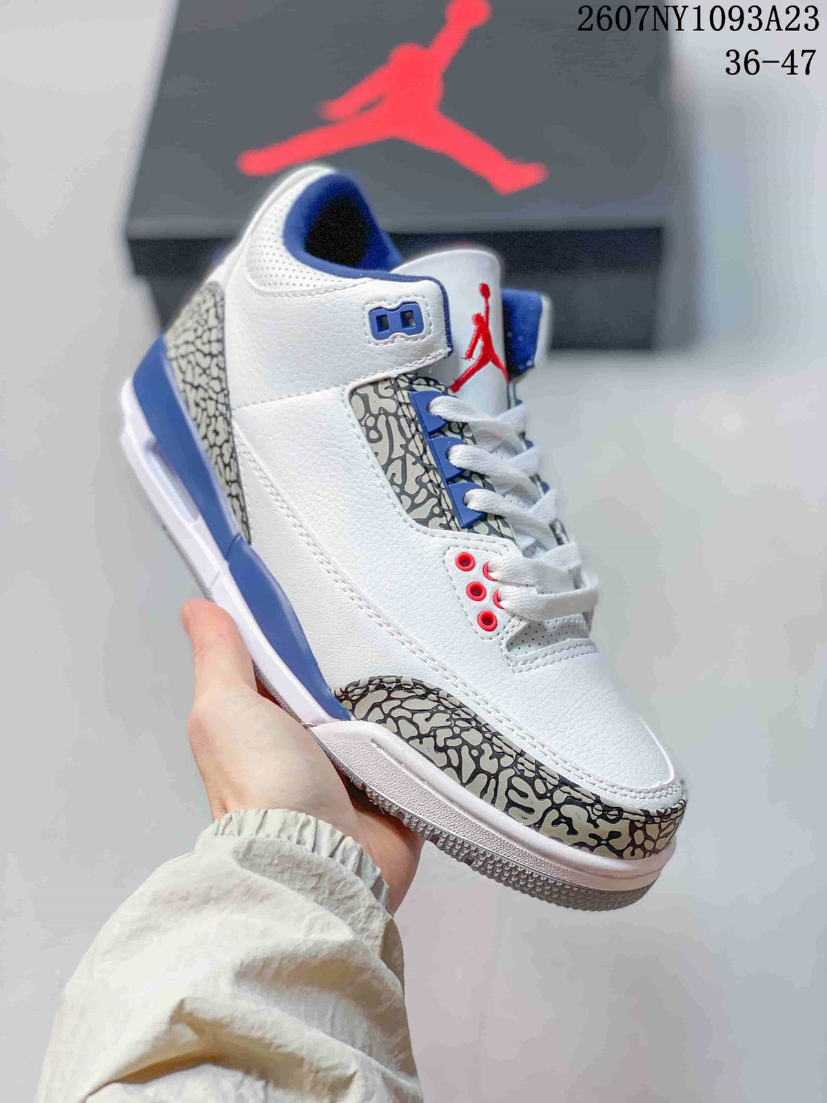 Jordan Air Jordan 3 Retro High-Top Sneakers White Blue Red