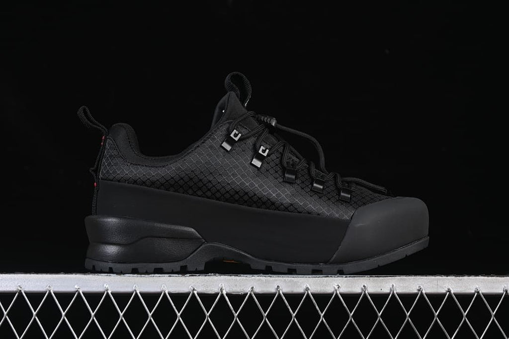 The North Face Glenclyffe Low Black Hiking Shoes NFA817B8OR-080