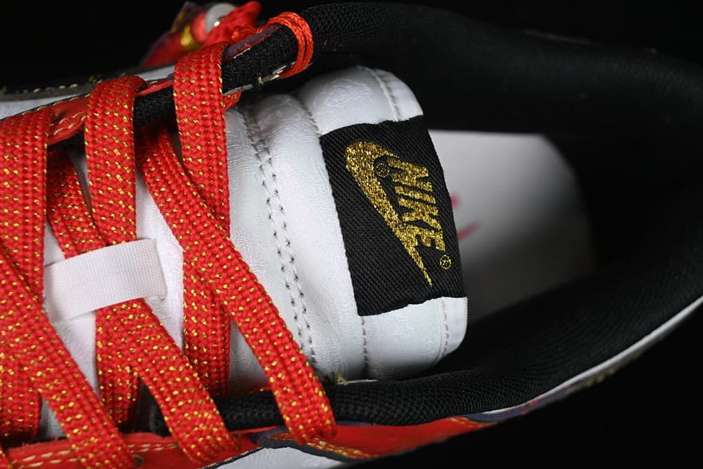 Nike SB Dunk Low Chinese New Year Red Sneakers