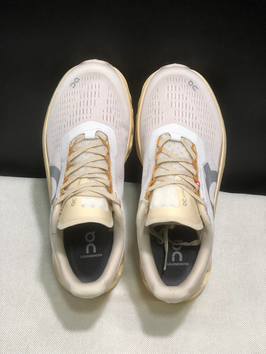 On Cloudmonster 1 Running Sneakers Dew Blonde
