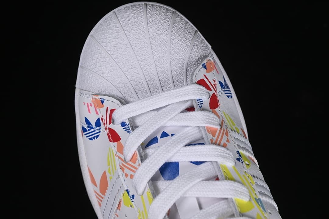 adidas Superstar H00183 Multicolor Shell-Toe Sneakers