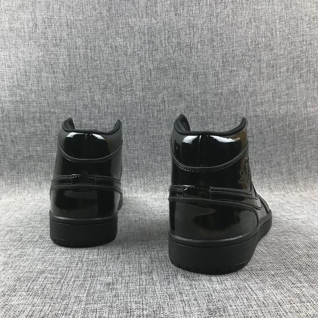 Air Jordan 1 Mid Black Patent Sneakers BQ6472-002