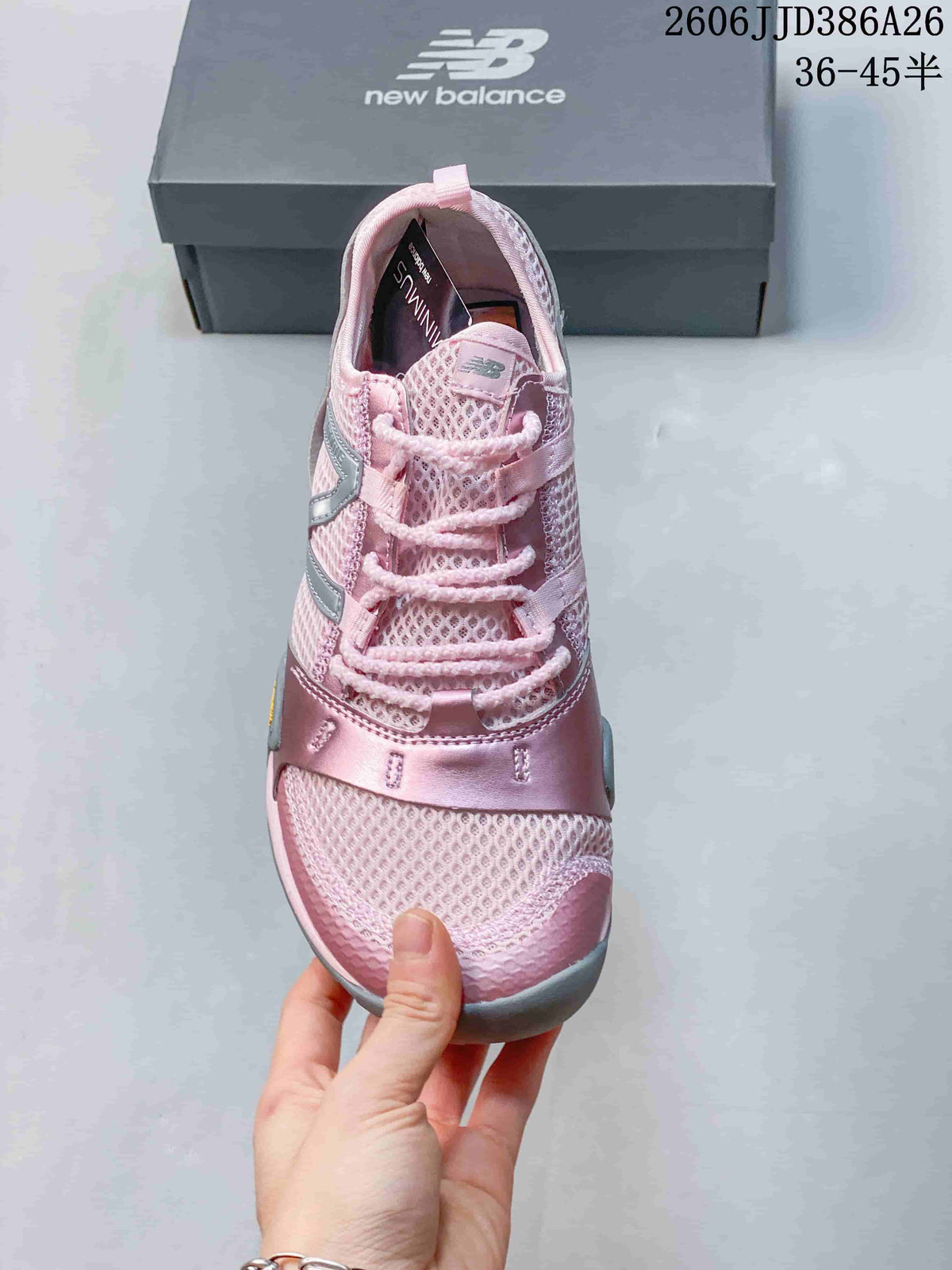 New Balance MT10O Issey Miyake Low-Top Trail Sneakers Pink JJD386A26