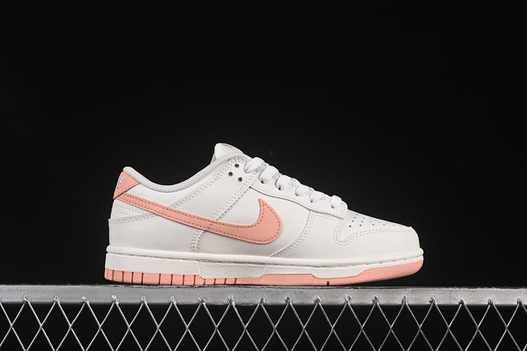 Nike SB Dunk Low Pink Love Low-Top Sneakers WP0212-015