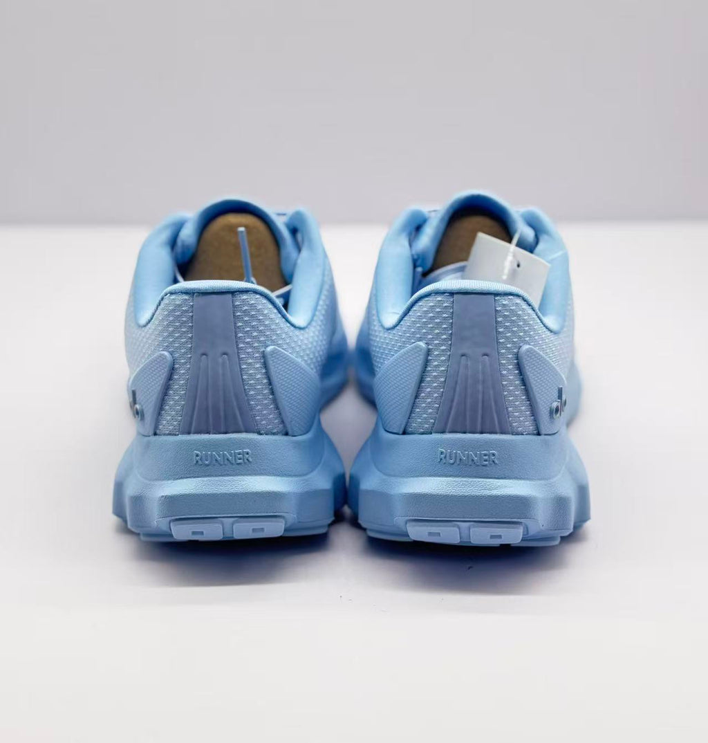 Alo Runner Sneakers Light Blue