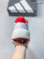 adidas CUSHIONNOVA DREAMSTRIKE Low-Top Sneakers White Red