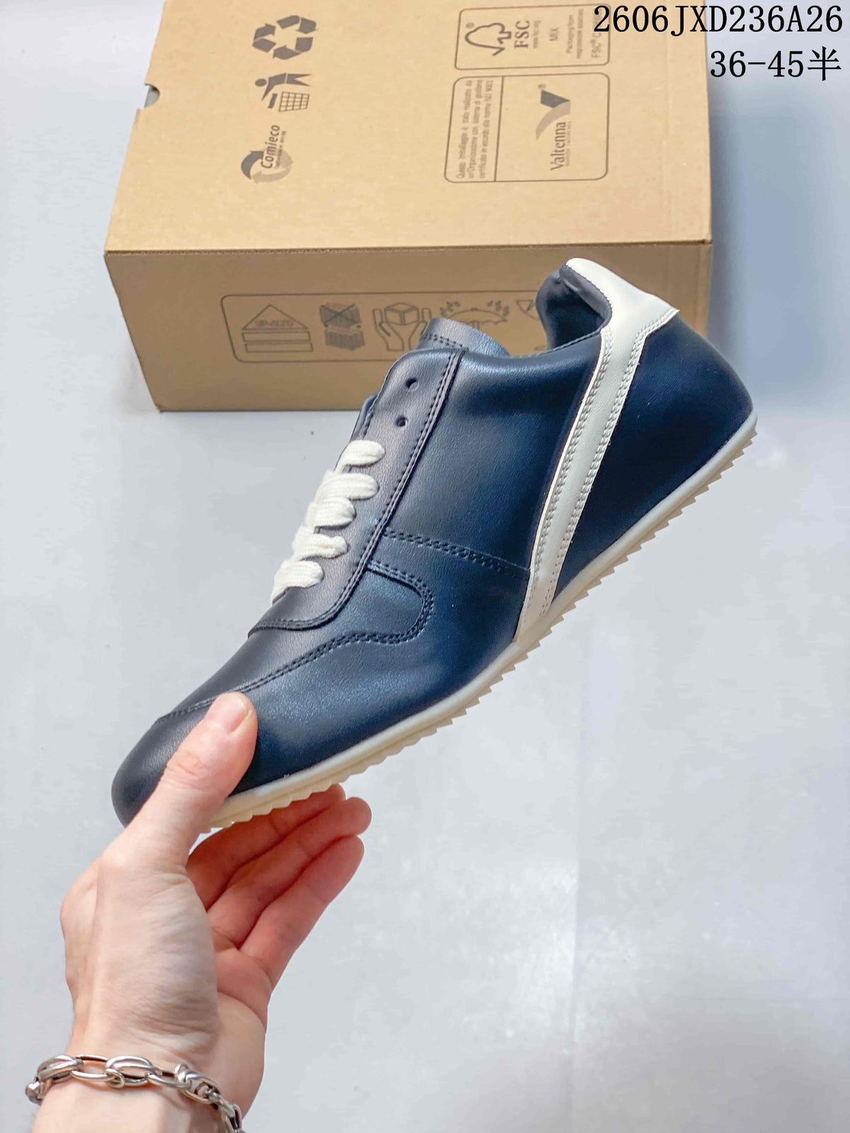 Rick Owens Concordians Low-Top Lace-Up Sneakers in Navy