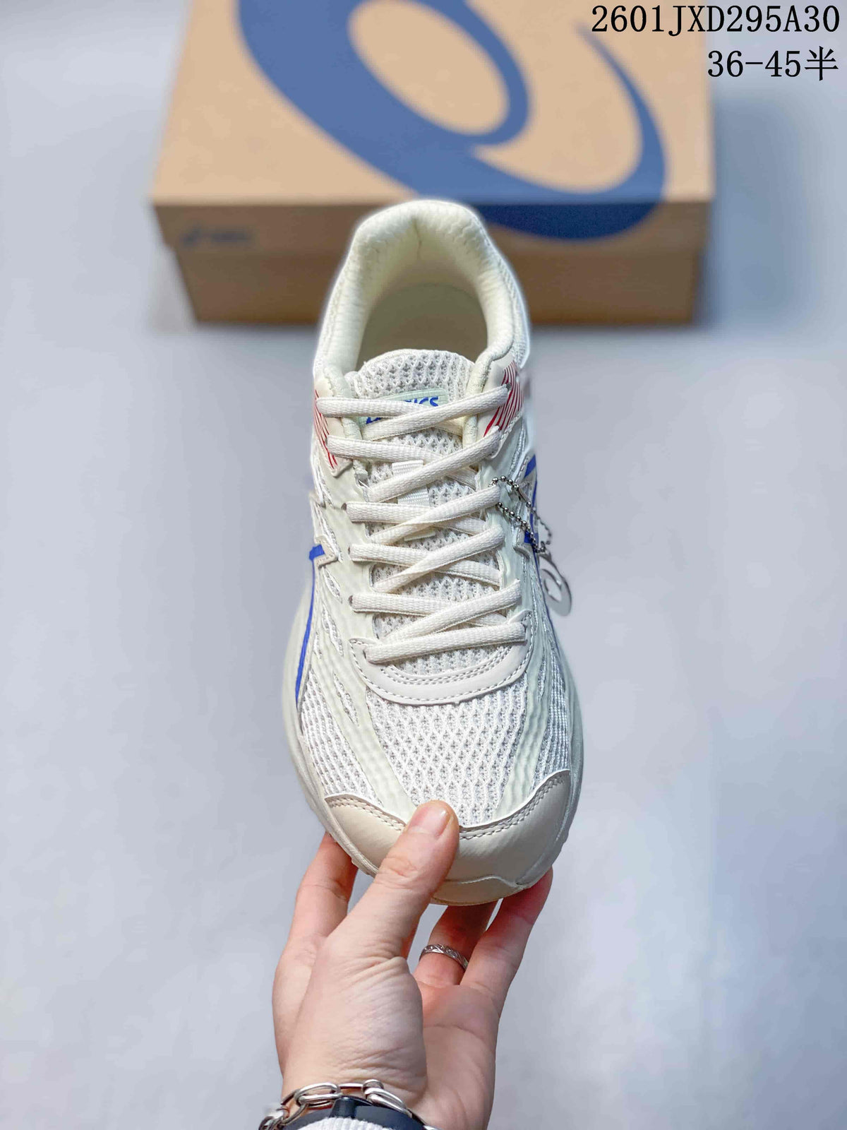 ASICS GEL-KAHANA 8 Trail Running Shoes, White and Blue