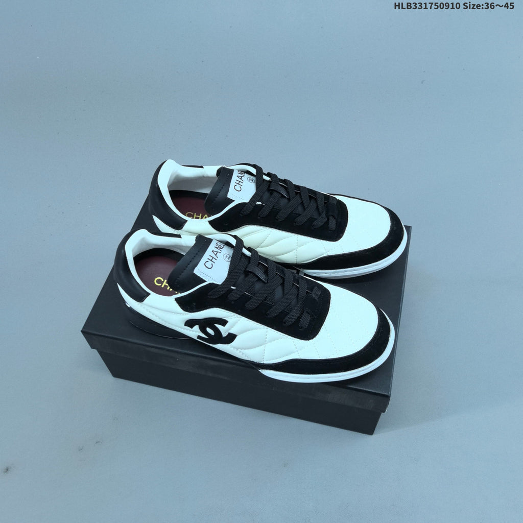CHANEL P25 Low-Top Lace-Up Sneakers