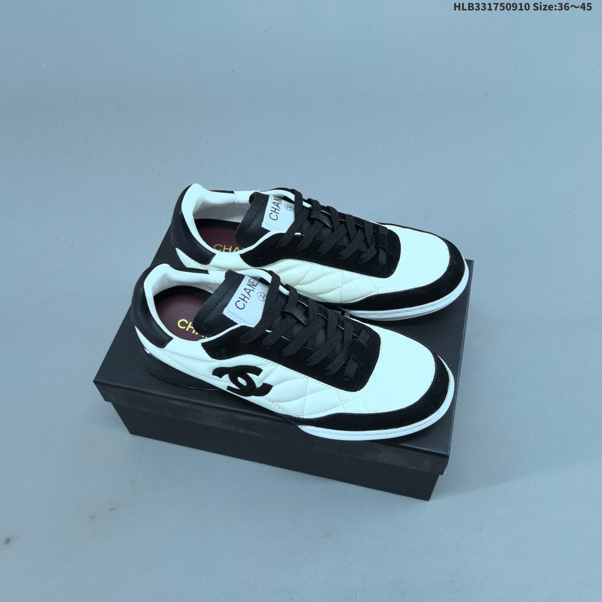 CHANEL P25 Low-Top Lace-Up Sneakers