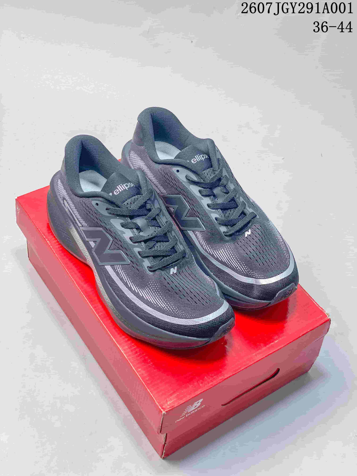 New Balance FuelCell SuperComp Trainer v3 Running Shoes