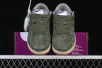Nike SB Dunk Low Olive Green Sneakers HJ0367-301