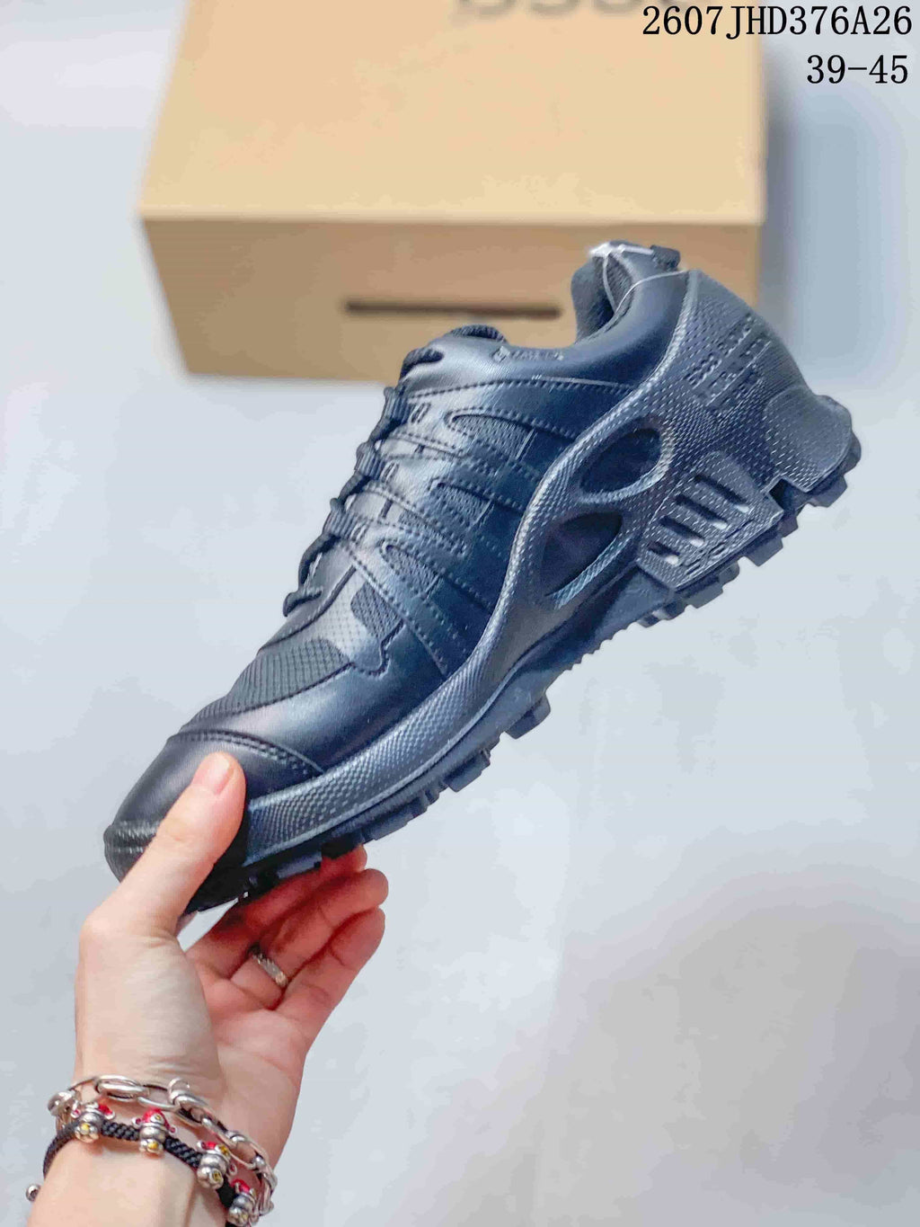 ECCO JHD376A26 Black Mesh Panel Sneakers