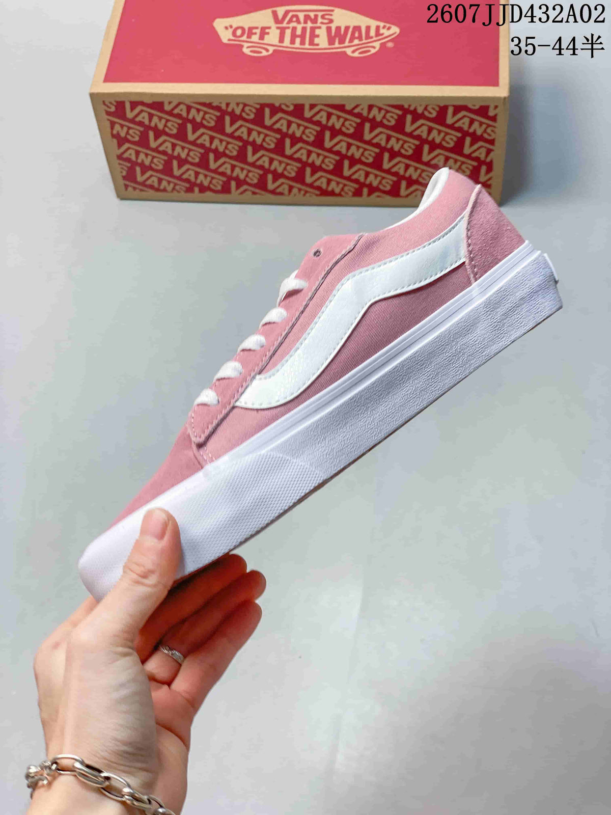 Vans Vero LS Low-Top Sneakers in Pink and White