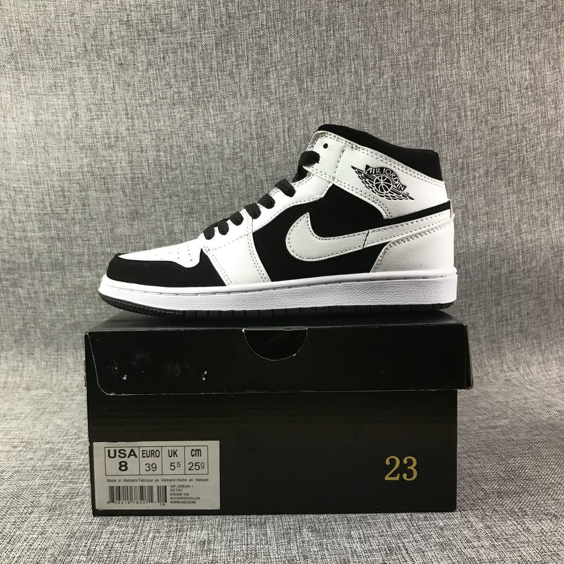 Jordan Air Jordan 1 Mid Black White Sneakers 554724-113