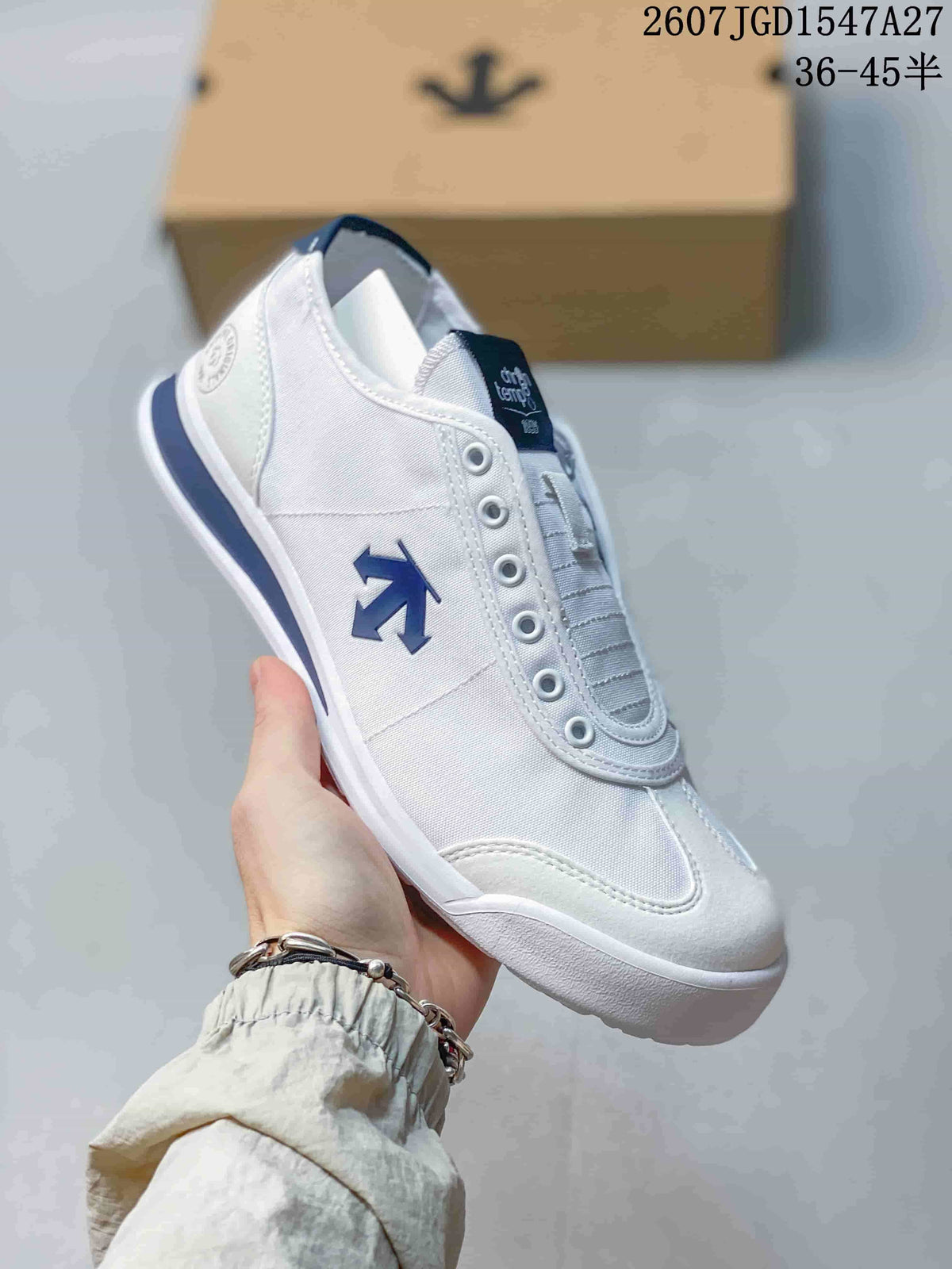 DESCENTE Cron Tempo Canvas Sneakers White and Blue