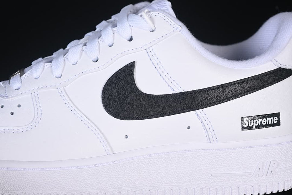 Nike Air Force 1 Low SP Supreme White Black CU9225-102