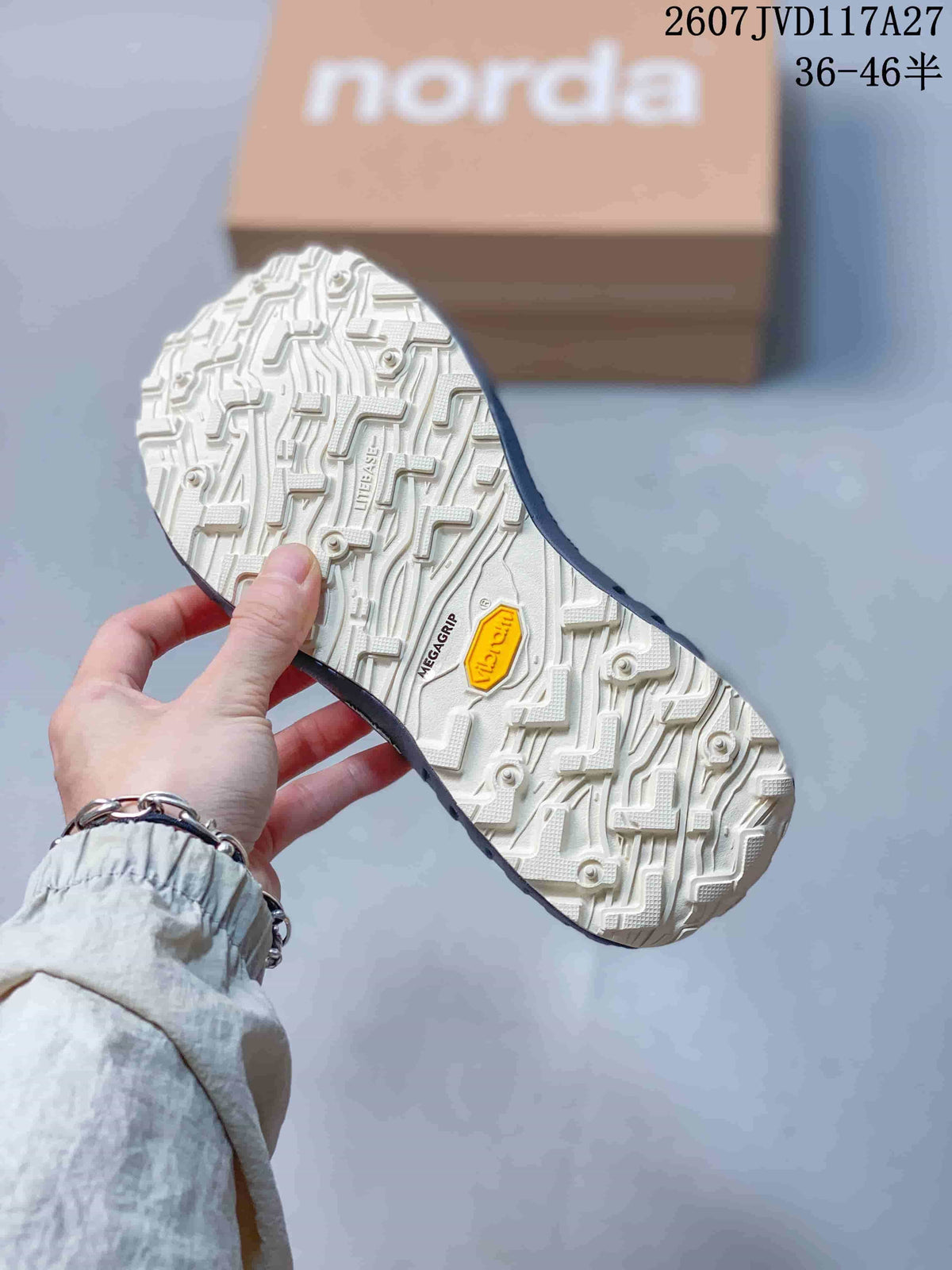 norda 712770UOI Hiking Sneakers Yellow and Gray