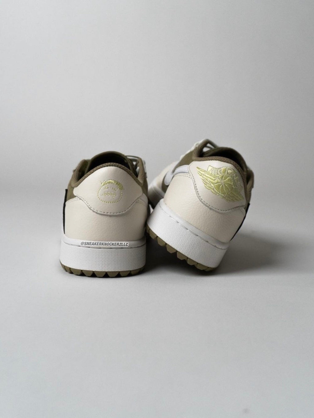Jordan 1 Low Golf Travis Scott FZ3124-200 Olive