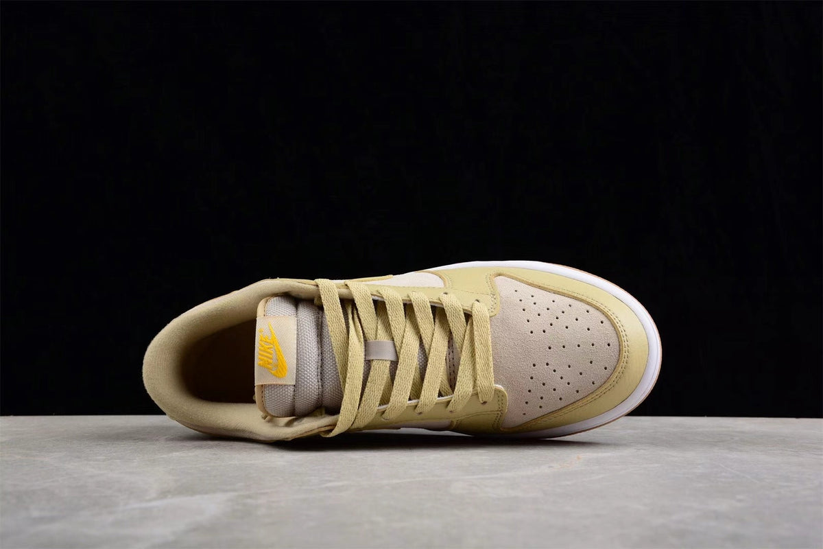 Nike SB Dunk Low Sesame DZ4513-200 Sneakers