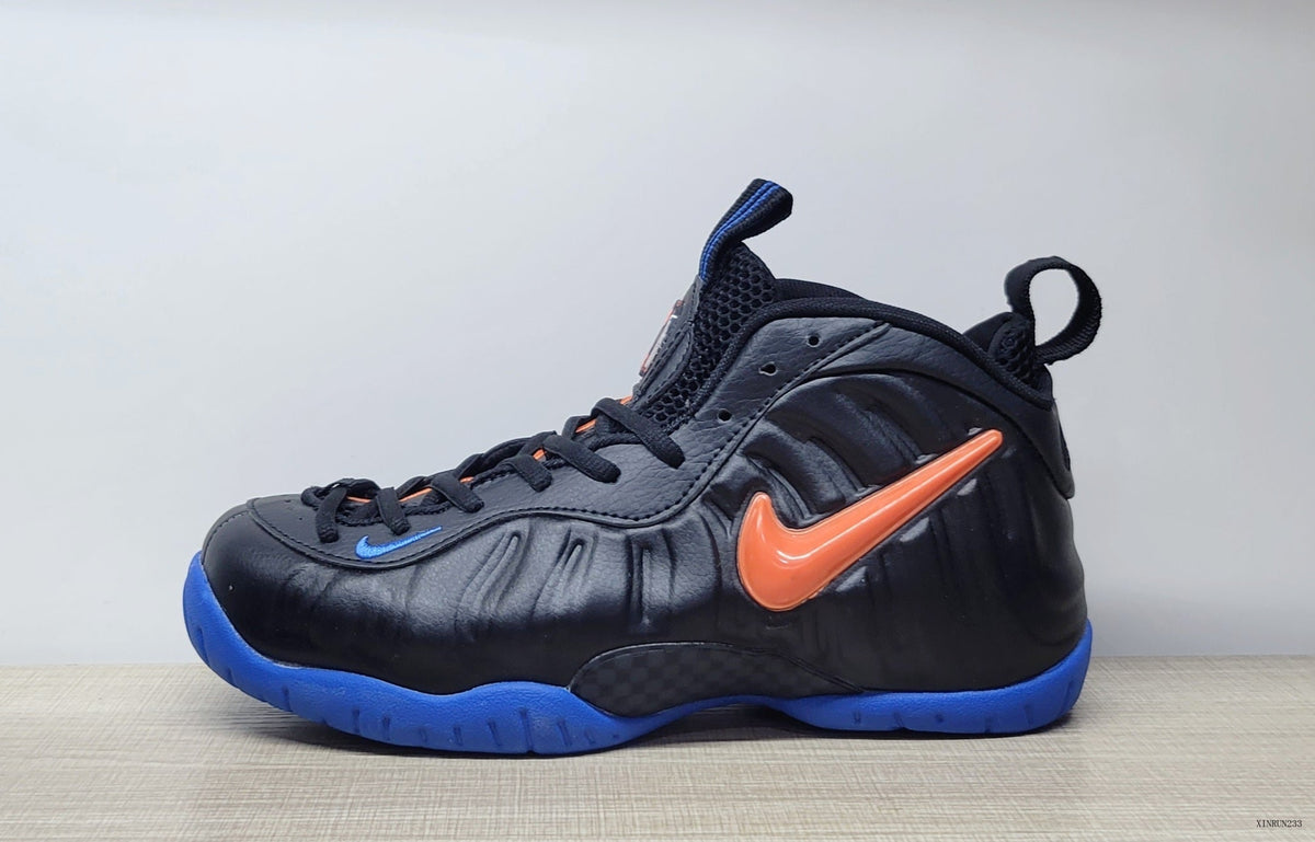 Nike Air Foamposite Pro Knicks Sneakers