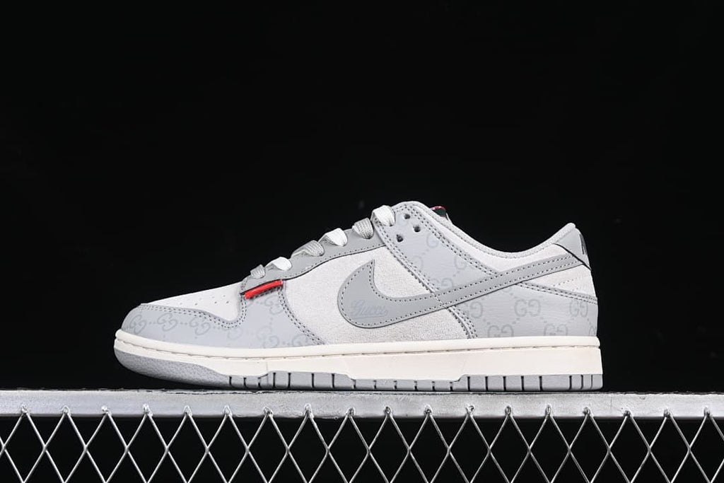 Nike SB Dunk Low Gray Patterned Sneakers DM6868-013
