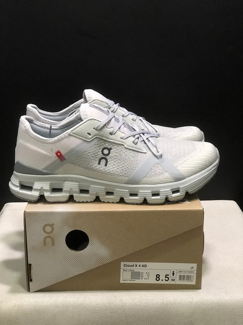 On Cloud X 4 AD Sneakers in Wolf/Alloy Light Gray