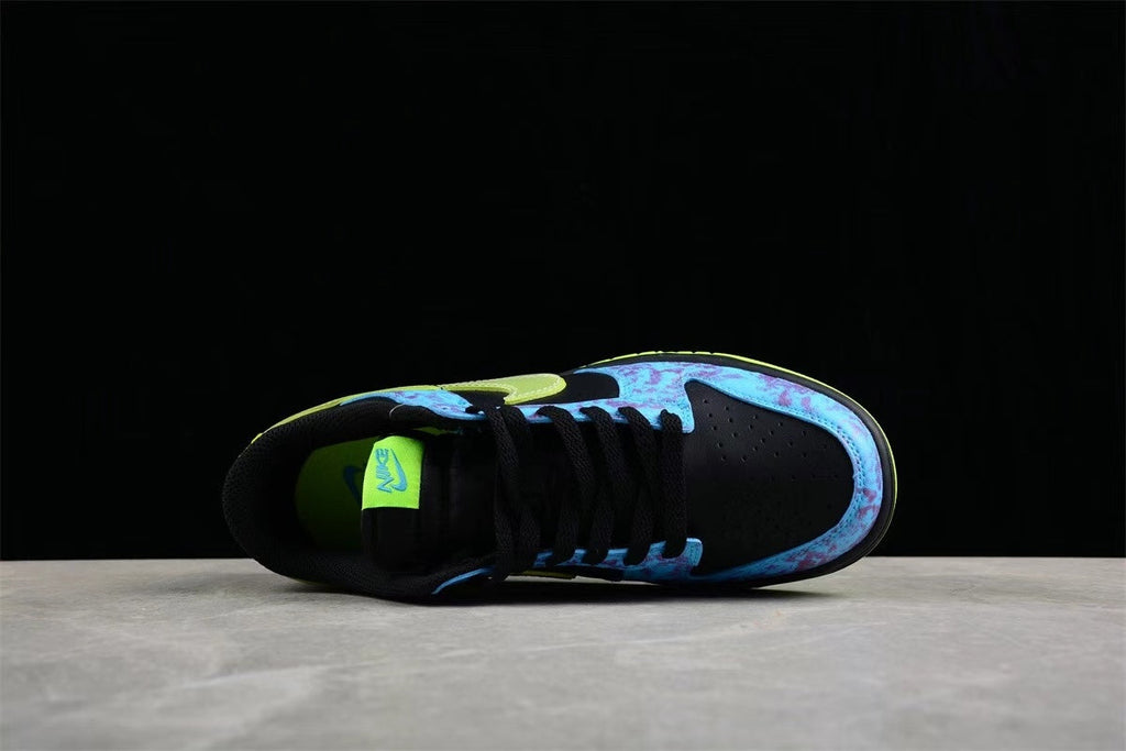 Nike SB DV1694-900 Low-Top Sneakers Black Blue Green