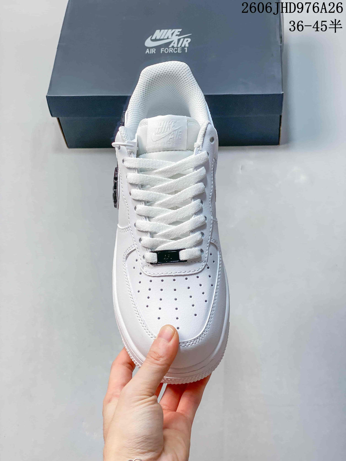 Nike Air Force 1 '07 Low-Top Sneakers, White