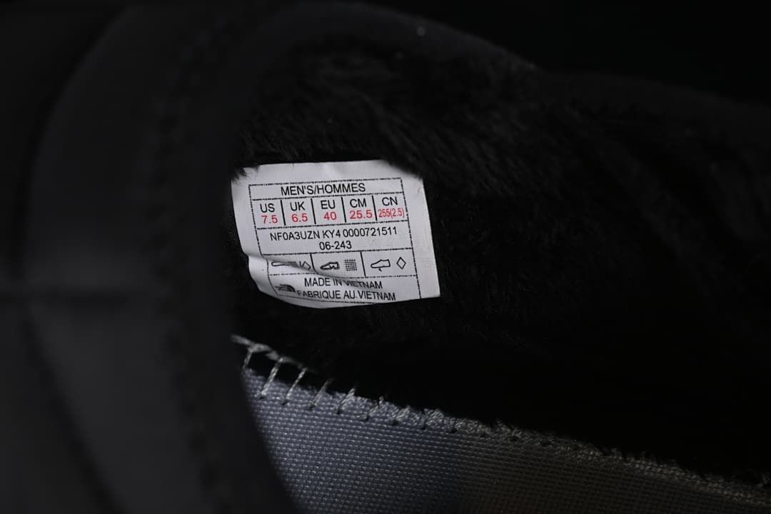 The North Face ThermoBall Traction Mule Black NFOA3UZN-KY4