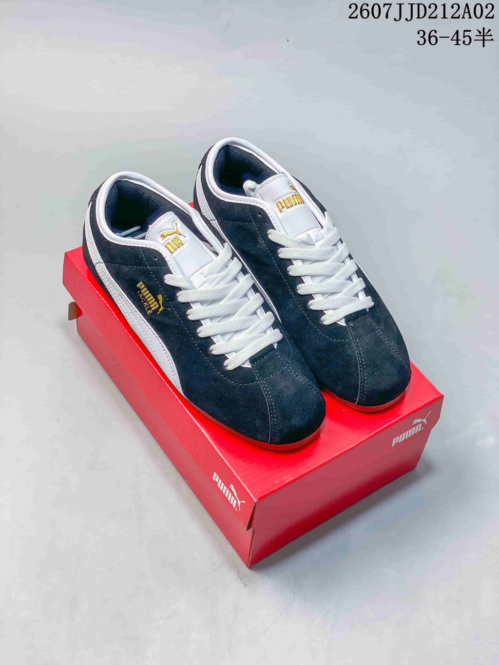 PUMA Tackle Retro Low-Top Sneakers Navy White 404456-02