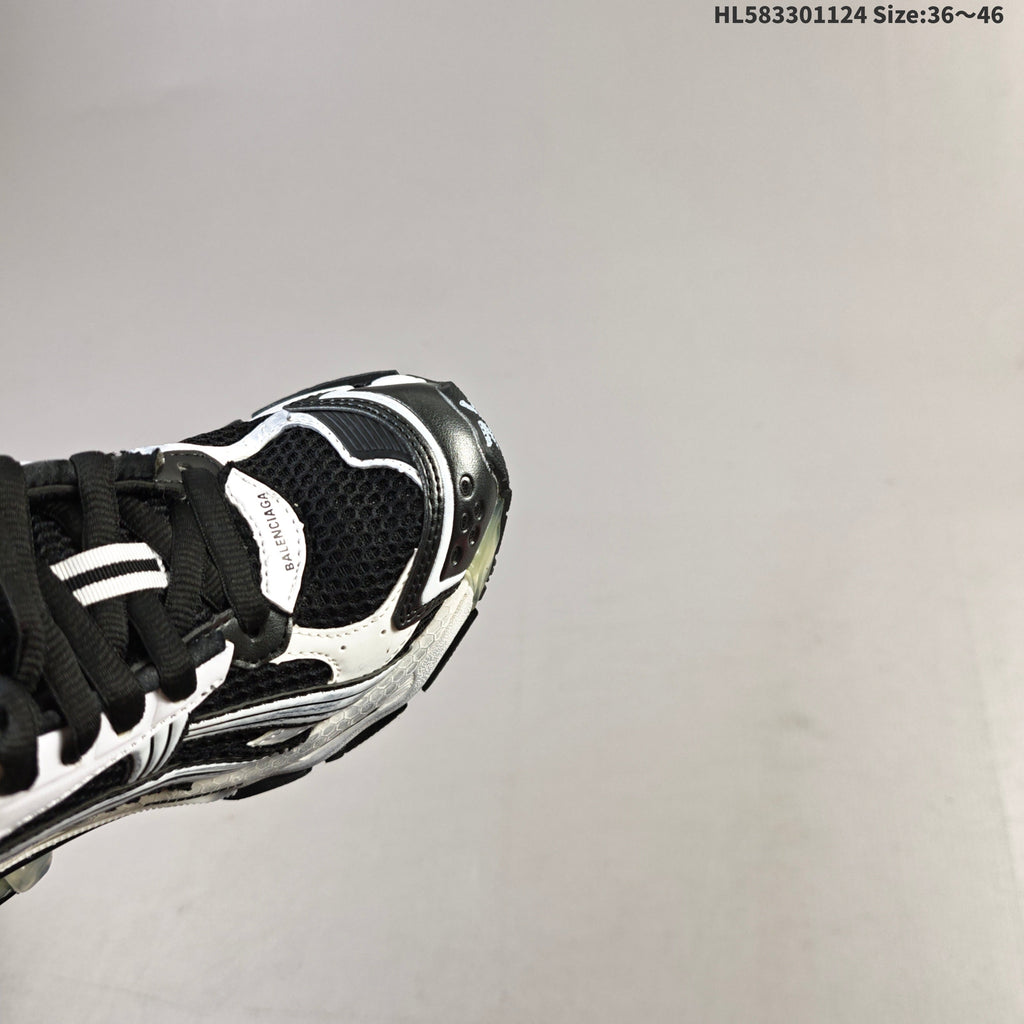 Balenciaga Runner Low-Top Sneakers in Black and White
