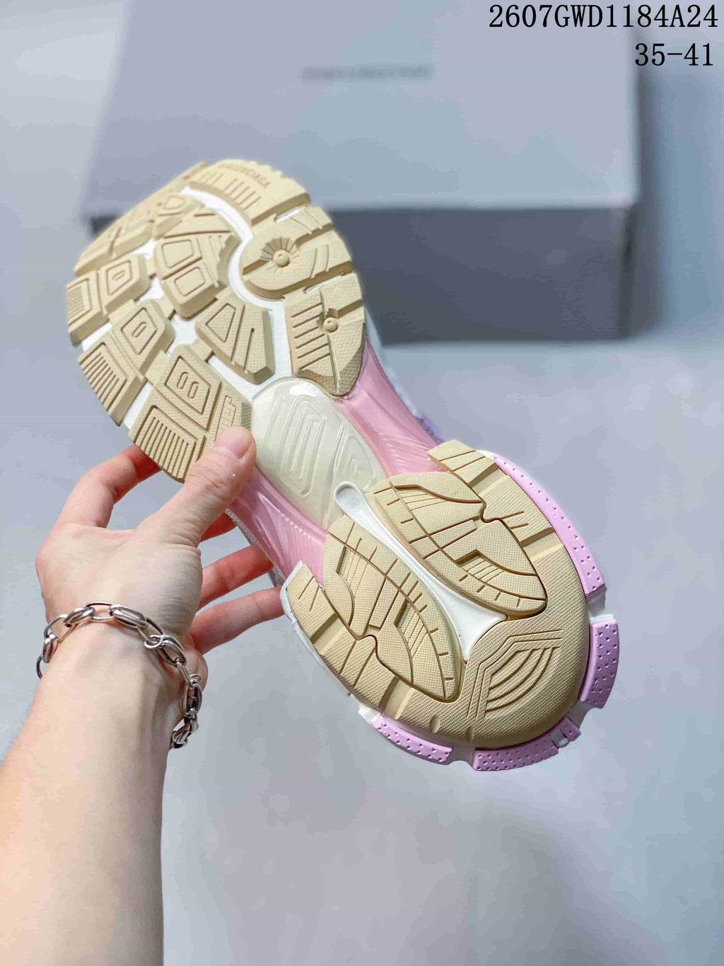 Balenciaga Runner Sneakers Pink White 722630EYT