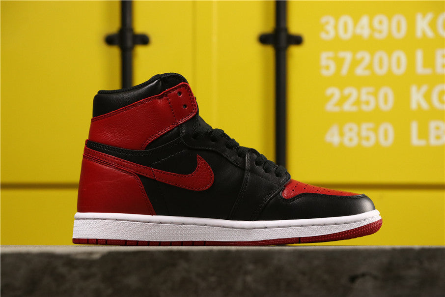 Air Jordan 1 High Banned Black Red 555088-001