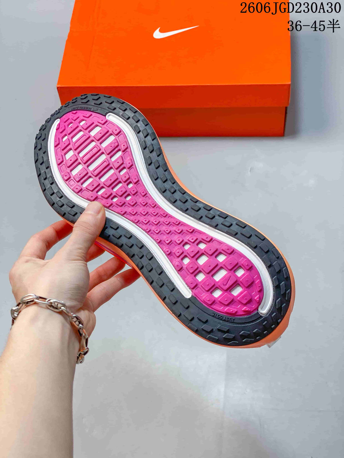 Nike Vomero Plus Running Shoes White Orange Pink