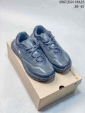 DESCENTE TERRAIND Low-Top Hiking Shoes Dark Gray SQ323LCR92