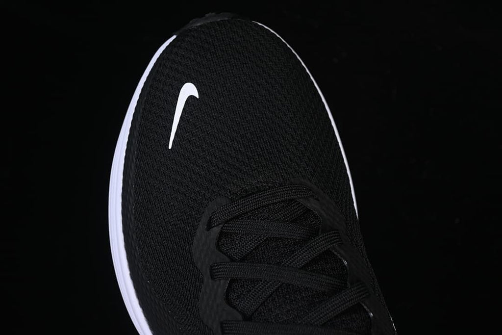 Nike Revolution 8 Running Shoes Black White HJ9198-003